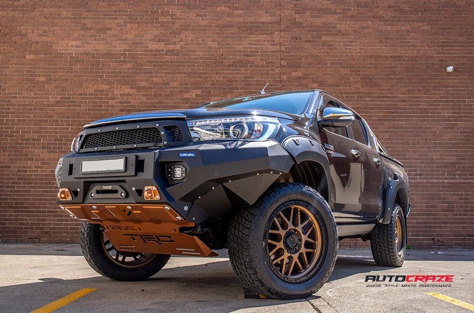 TOYOTA HILUX 4WD GRENADE OR MATTE BRONZE WITH MATTE BLACK LIP